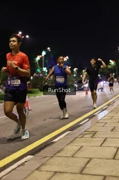 Runner Photo 4284553