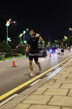 Runner Photo 4284559