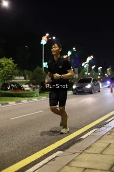 Runner Photo 4284567