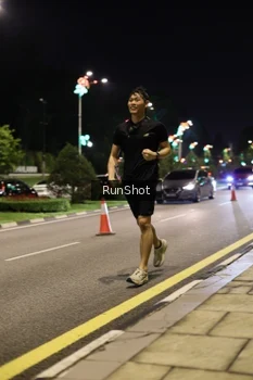 Runner Photo 4284571