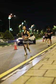 Runner Photo 4284590