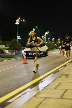 Runner Photo 4284597