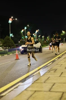 Runner Photo 4284598
