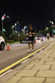 Runner Photo 4284599