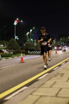 Runner Photo 4284610