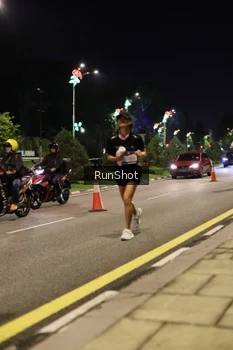 Runner Photo 4284611