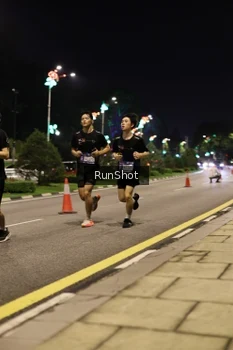 Runner Photo 4284630