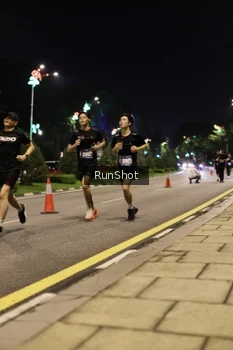 Runner Photo 4284632
