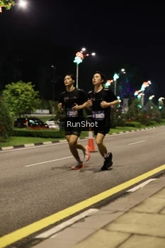 Runner Photo 4284638