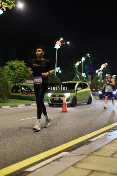 Runner Photo 4284680