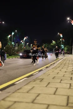 Runner Photo 4284684