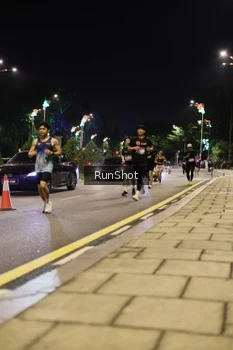 Runner Photo 4284687