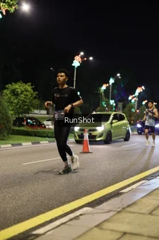 Runner Photo 4284688