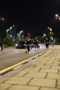 Runner Photo 4284700