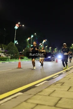 Runner Photo 4284704