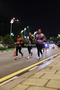 Runner Photo 4284765
