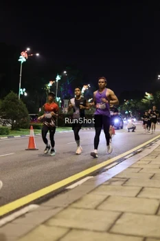 Runner Photo 4284767