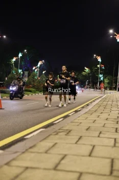 Runner Photo 4284781