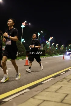 Runner Photo 4284790