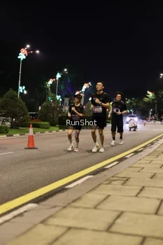 Runner Photo 4284795