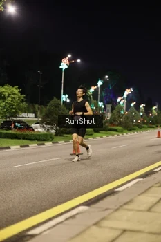 Runner Photo 4284814