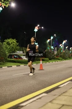 Runner Photo 4284816