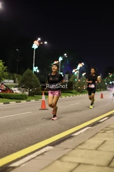 Runner Photo 4284918