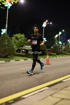 Runner Photo 4285026