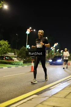 Runner Photo 4285038