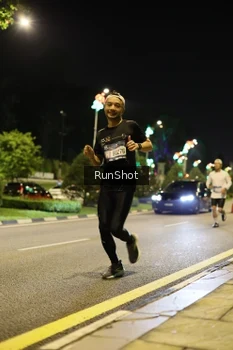 Runner Photo 4285043