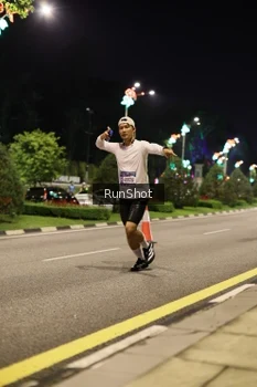 Runner Photo 4285065