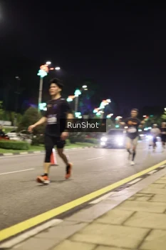 Runner Photo 4285067