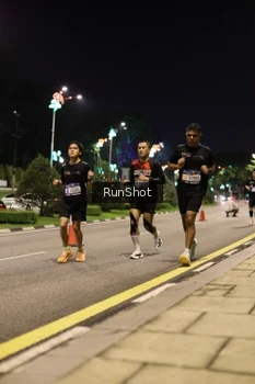 Runner Photo 4285140
