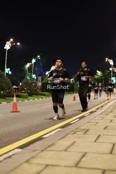 Runner Photo 4285156
