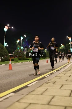 Runner Photo 4285159