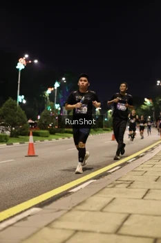 Runner Photo 4285161
