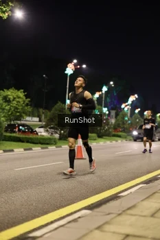 Runner Photo 4285183