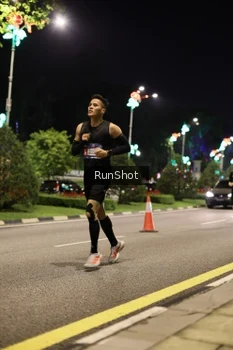 Runner Photo 4285184