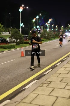 Runner Photo 4285606