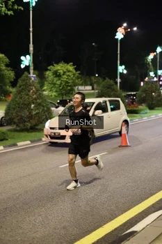 Runner Photo 4285650