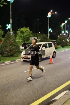 Runner Photo 4285652