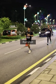 Runner Photo 4285656