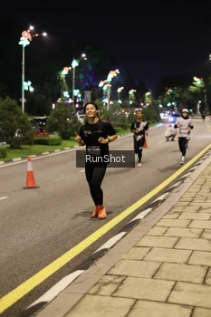 Runner Photo 4285699