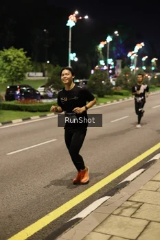 Runner Photo 4285700