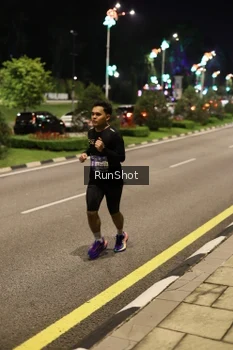 Runner Photo 4285718