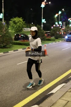 Runner Photo 4285724