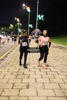 Runner Photo 4285759