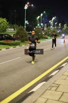 Runner Photo 4285761