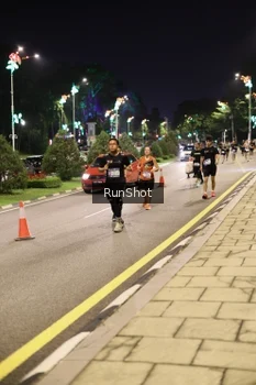 Runner Photo 4285771