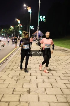 Runner Photo 4285772